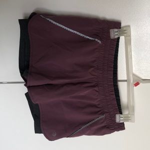 Active shorts in size S by MPG. It’s a light purple gray combo and super comfy!